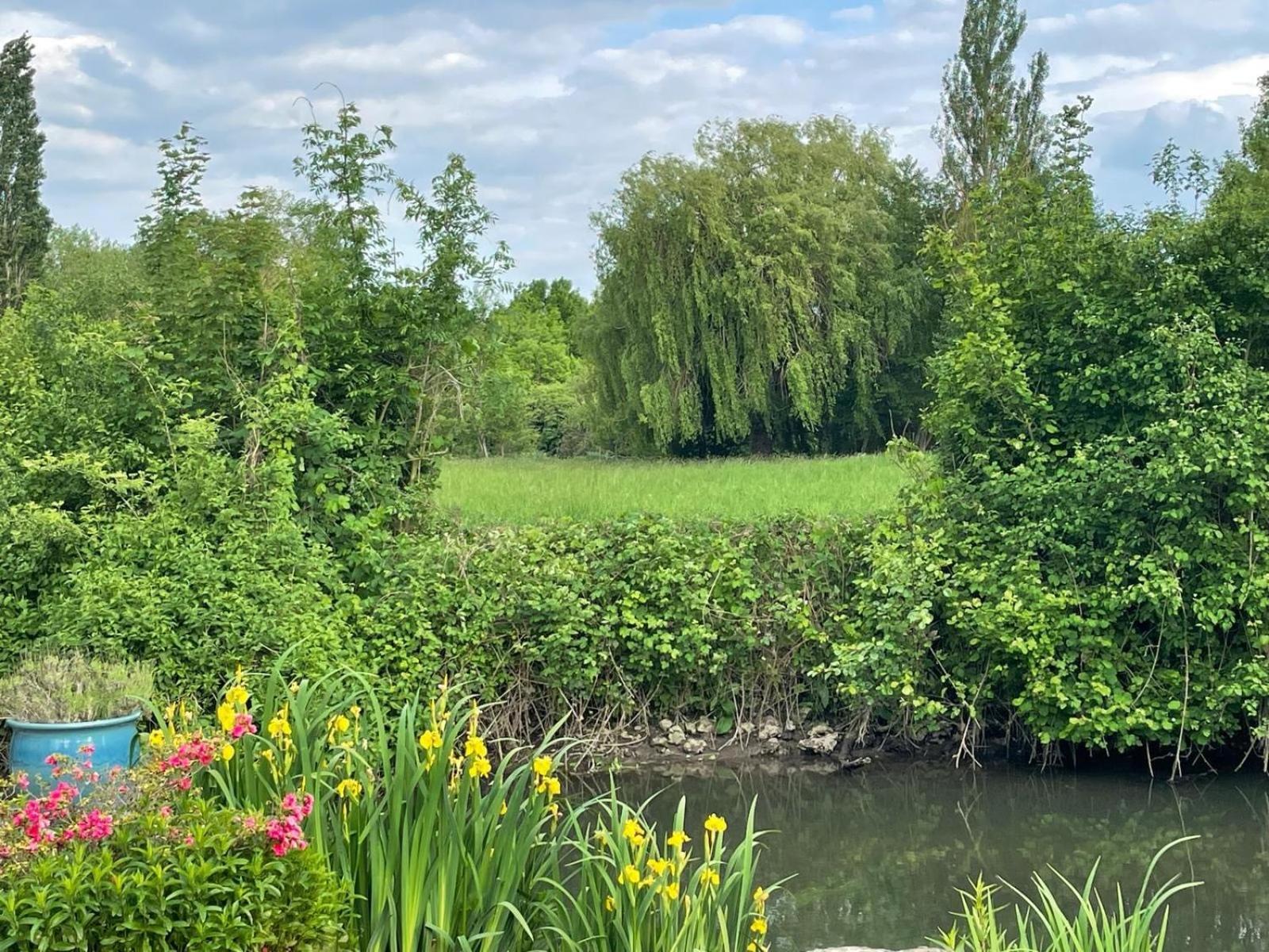 Apartmán Cote Riviere Ezy-sur-Eure Exteriér fotografie